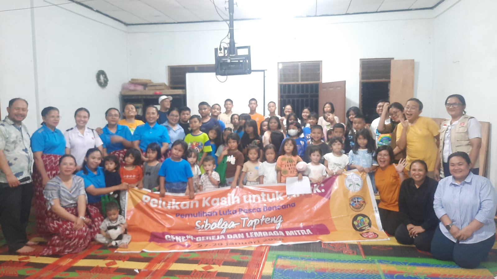 Wujud Pelukan Kasih: GBKP Berkolaborasi Melayani Trauma Healing Anak Pasca Bencana di Sibolga, Tapanuli Tengah dan Tapanuli Utara